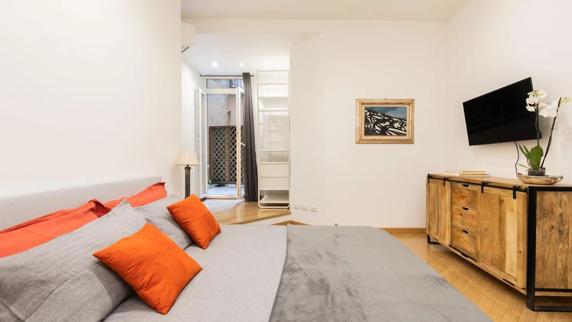 Spanish Steps Stylish Apartment Roma